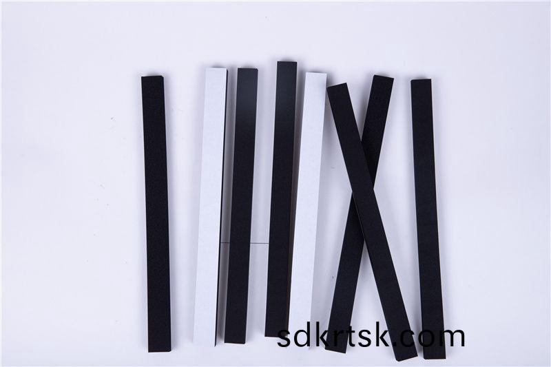 CR減震保溫(wen)條(tiao)