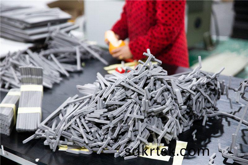 CR減(jian)震保溫條(tiao)